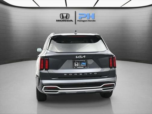 2022 Kia Sorento S