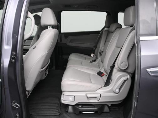 Modern Steel Metallic 2024 Honda Odyssey EX-L