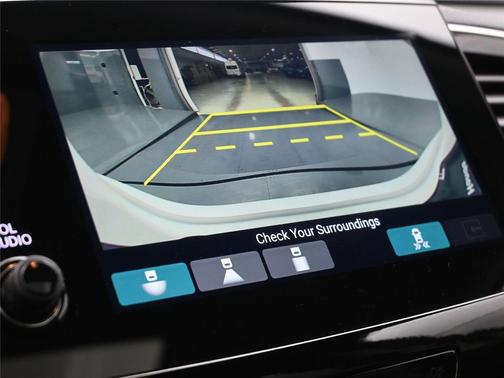 2021 Honda Pilot Touring 8-Passenger