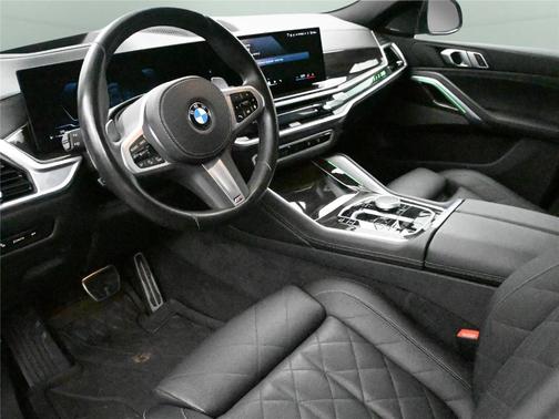 2025 BMW X6 xDrive40i