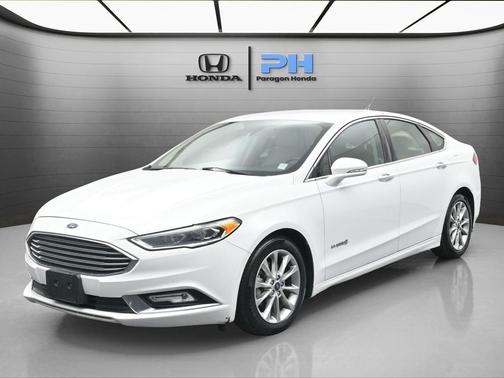 2017 Ford Fusion Hybrid SE
