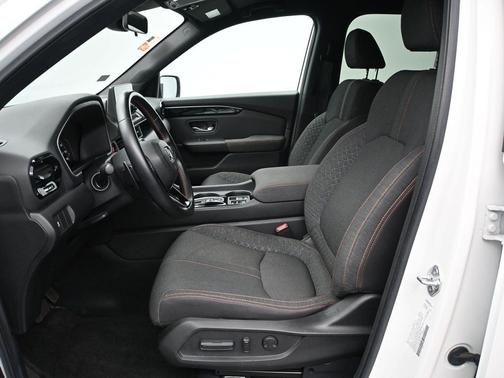 2023 Honda Pilot Sport