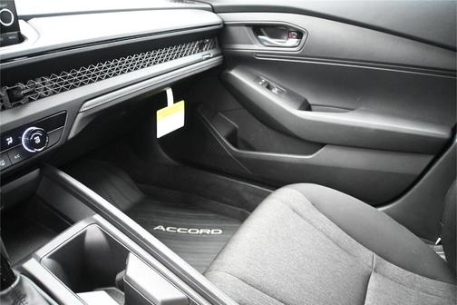 Crystal Black Pearl 2025 Honda Accord LX