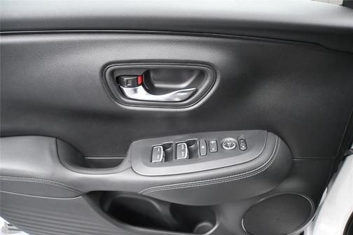 Platinum White Pearl 2024 Honda HR-V EX-L