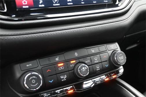 Octane Red Pearlcoat 2022 Dodge Durango GT