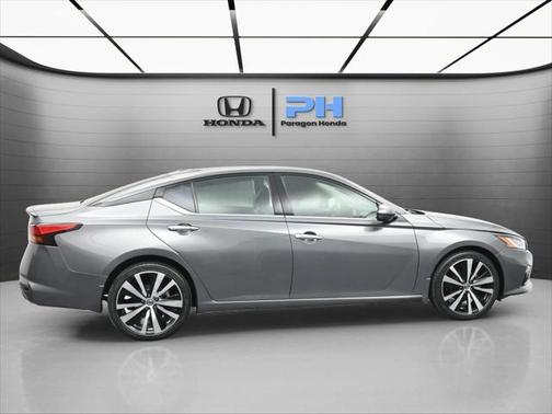 2021 Nissan Altima 2.5 Platinum