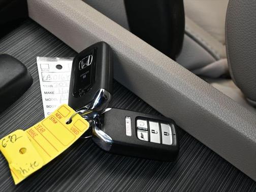 2020 Honda Pilot Touring 8-Passenger