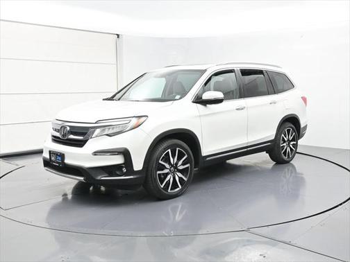 2020 Honda Pilot Touring 8-Passenger