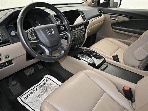 2020 Honda Pilot Touring 8-Passenger