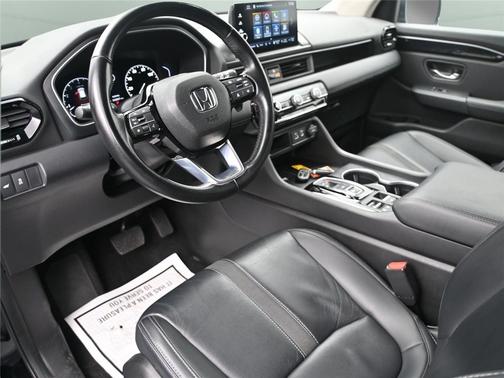 2023 Honda Pilot Touring