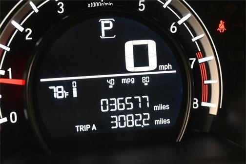White Diamond Pearl 2018 Honda CR-V LX