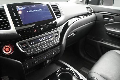 Black 2017 Honda Pilot Elite
