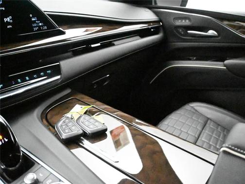 2024 Cadillac Escalade ESV Sport Platinum