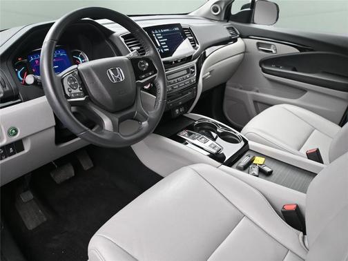 2022 Honda Pilot Touring 7-Passenger