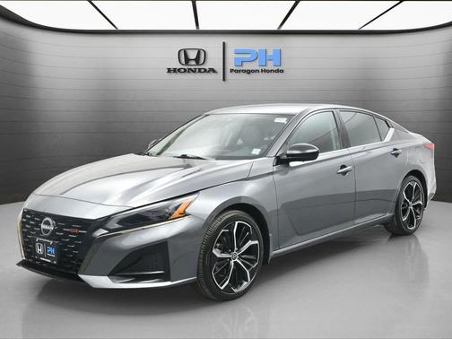 2025 Nissan Altima SR