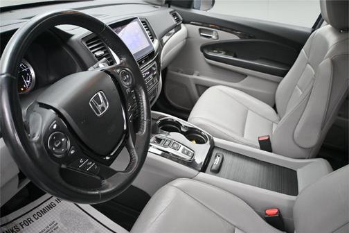 Obsidian Blue Pearl 2016 Honda Pilot Touring
