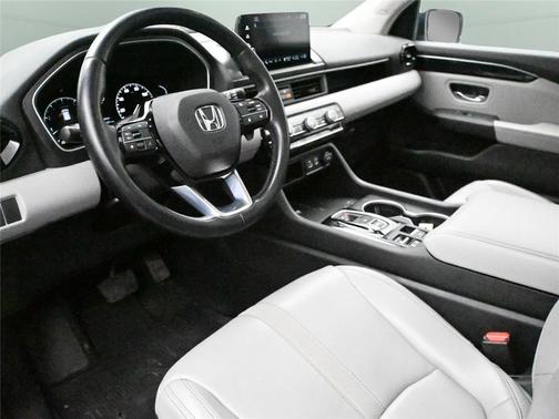 2023 Honda Pilot Touring