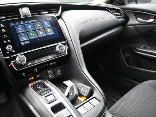 2022 Honda Insight EX