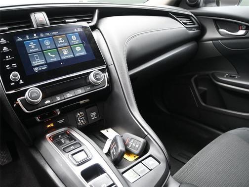 2022 Honda Insight EX