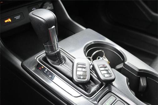 Platinum White Pearl 2023 Honda Civic LX