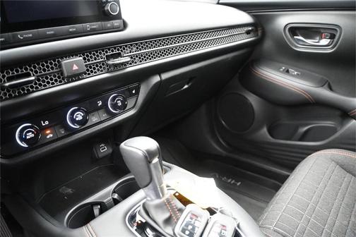 Urban Gray Pearl 2025 Honda HR-V Sport