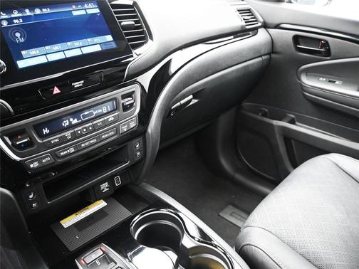 2023 Honda Passport Elite