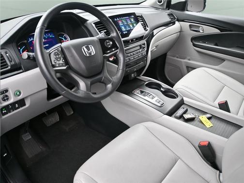 2020 Honda Pilot Touring 7-Passenger