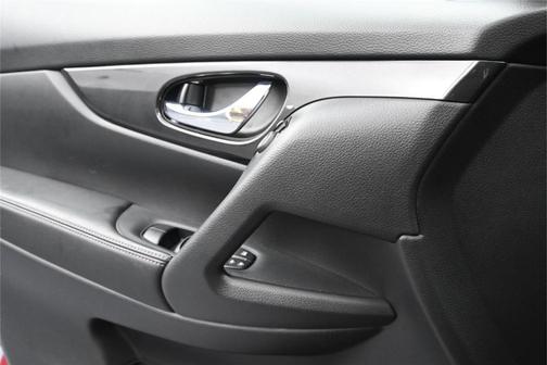 Palatial Ruby 2017 Nissan Rogue SV