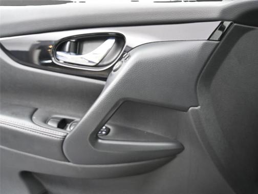 2020 Nissan Rogue Sport SV