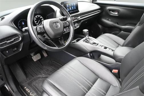 Crystal Black Pearl 2025 Honda HR-V EX-L