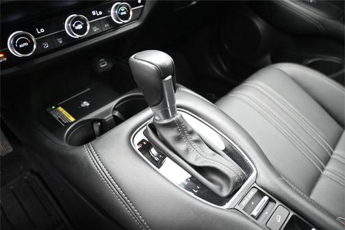 Crystal Black Pearl 2025 Honda HR-V EX-L