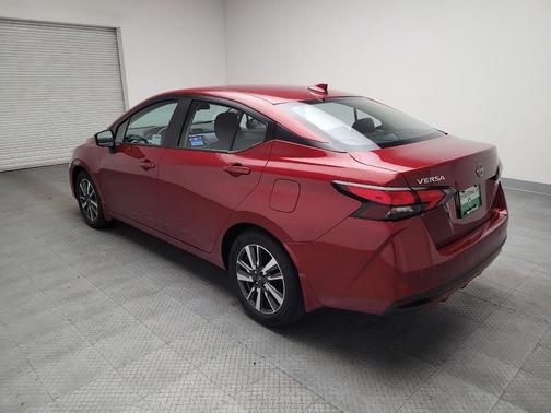 Scarlet Ember Tintcoat 2025 Nissan Versa 1.6 SV