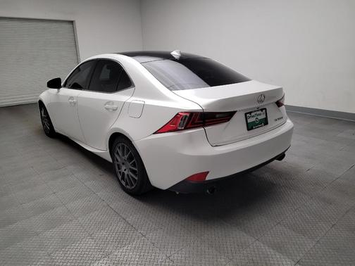 2016 Lexus IS 200t Base