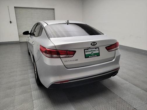 2017 Kia Optima LX