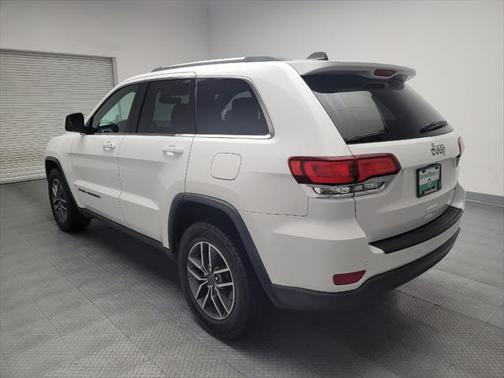 2020 Jeep Grand Cherokee Laredo