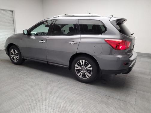2019 Nissan Pathfinder SL