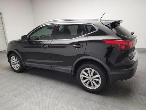 Magnetic Black 2018 Nissan Rogue Sport SV
