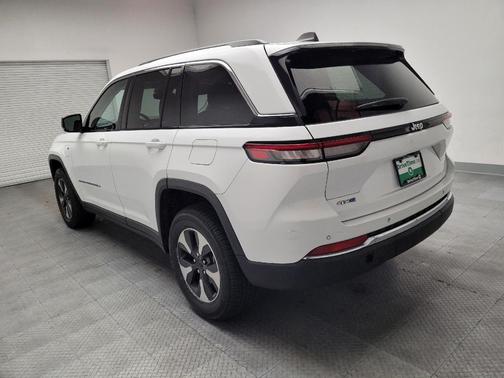 Bright White Clearcoat 2022 Jeep Grand Cherokee 4xe Base