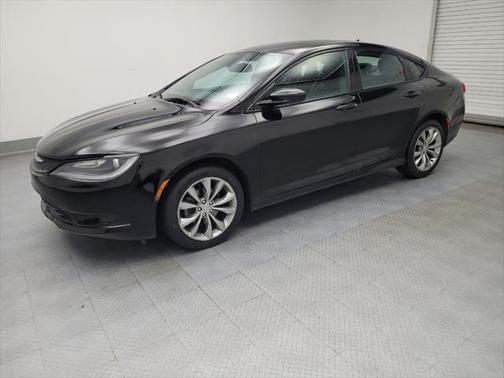 2016 Chrysler 200 S