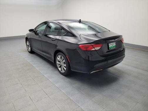 2016 Chrysler 200 S