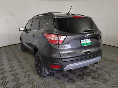 Magnetic Metallic 2018 Ford Escape SE