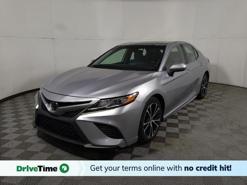 Celestial Silver Metallic 2020 Toyota Camry SE