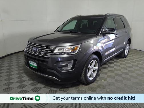 Gray 2017 Ford Explorer XLT