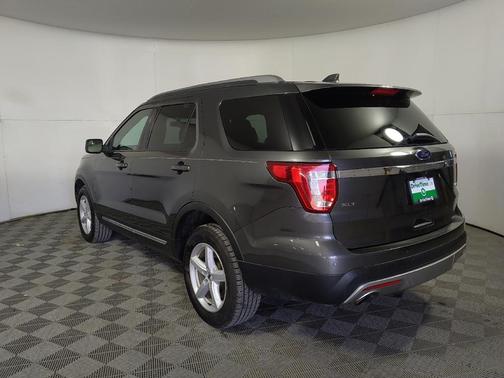 Gray 2017 Ford Explorer XLT
