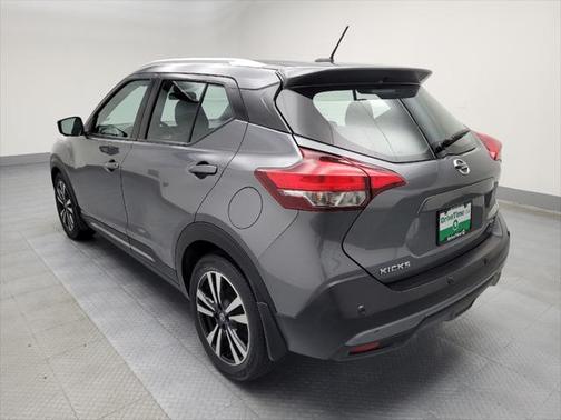 2020 Nissan Kicks SR