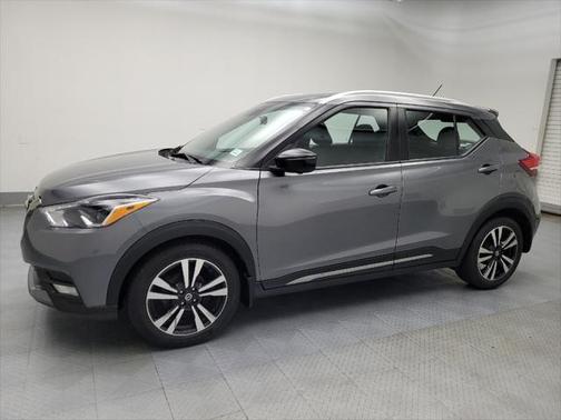 2020 Nissan Kicks SR