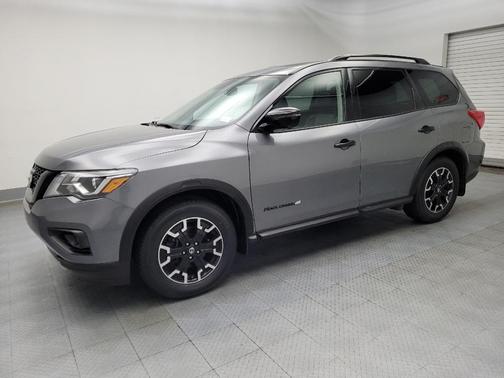 2020 Nissan Pathfinder SL 4WD