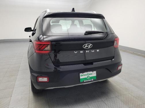 2021 Hyundai VENUE SEL