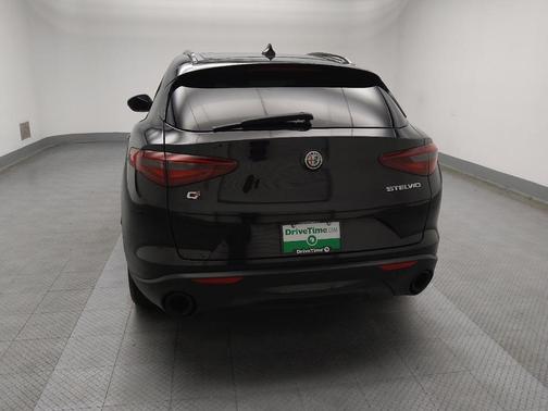 2022 Alfa Romeo Stelvio Sprint