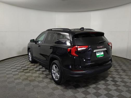 Ebony Twilight Metallic 2022 GMC Terrain SLE